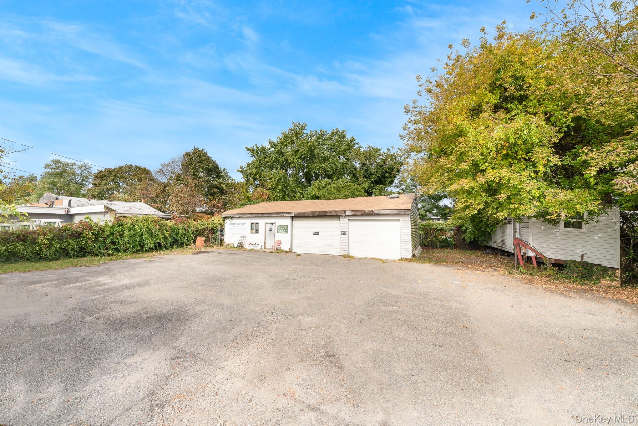 1355 & 1385 Montauk Highway, Copiague, NY 11726