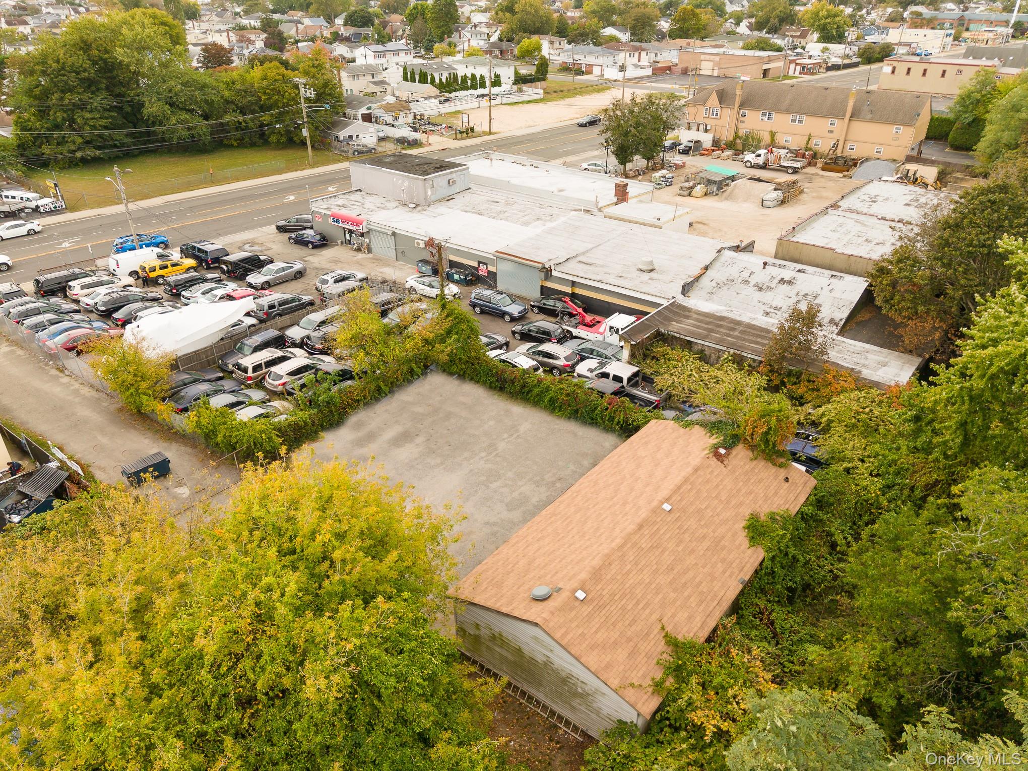 1355 & 1385 Montauk Highway, Copiague, NY 11726