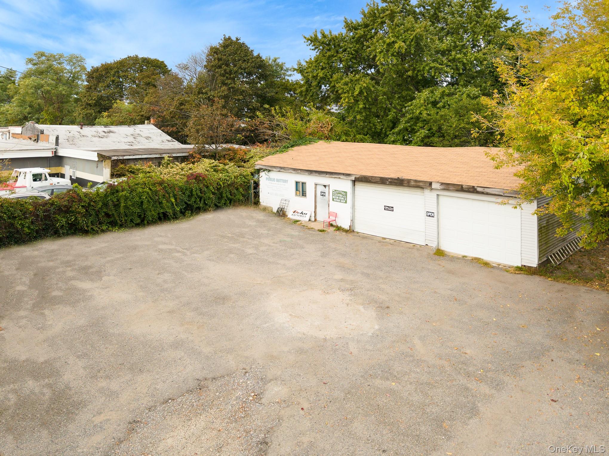 1355 & 1385 Montauk Highway, Copiague, NY 11726