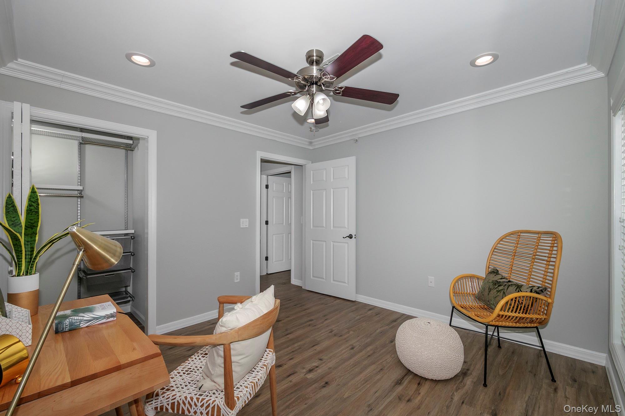 408 Pine Creek Road # N404, Holbrook, NY 11741