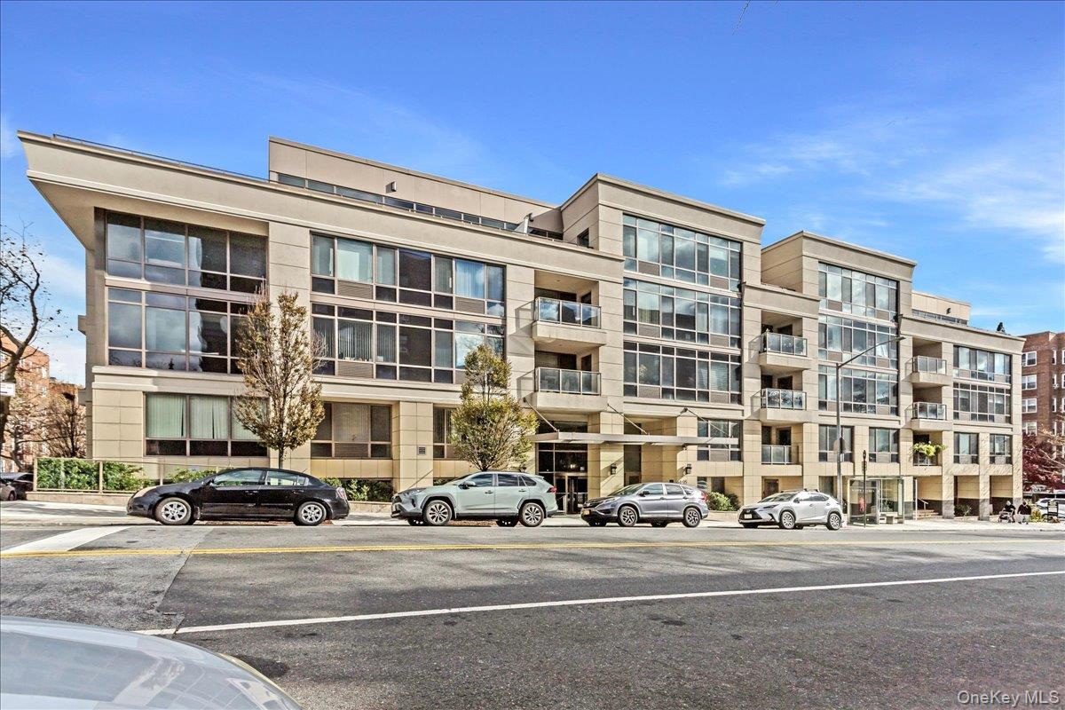 6405 Yellowstone Boulevard # 207, Forest Hills, NY 11375