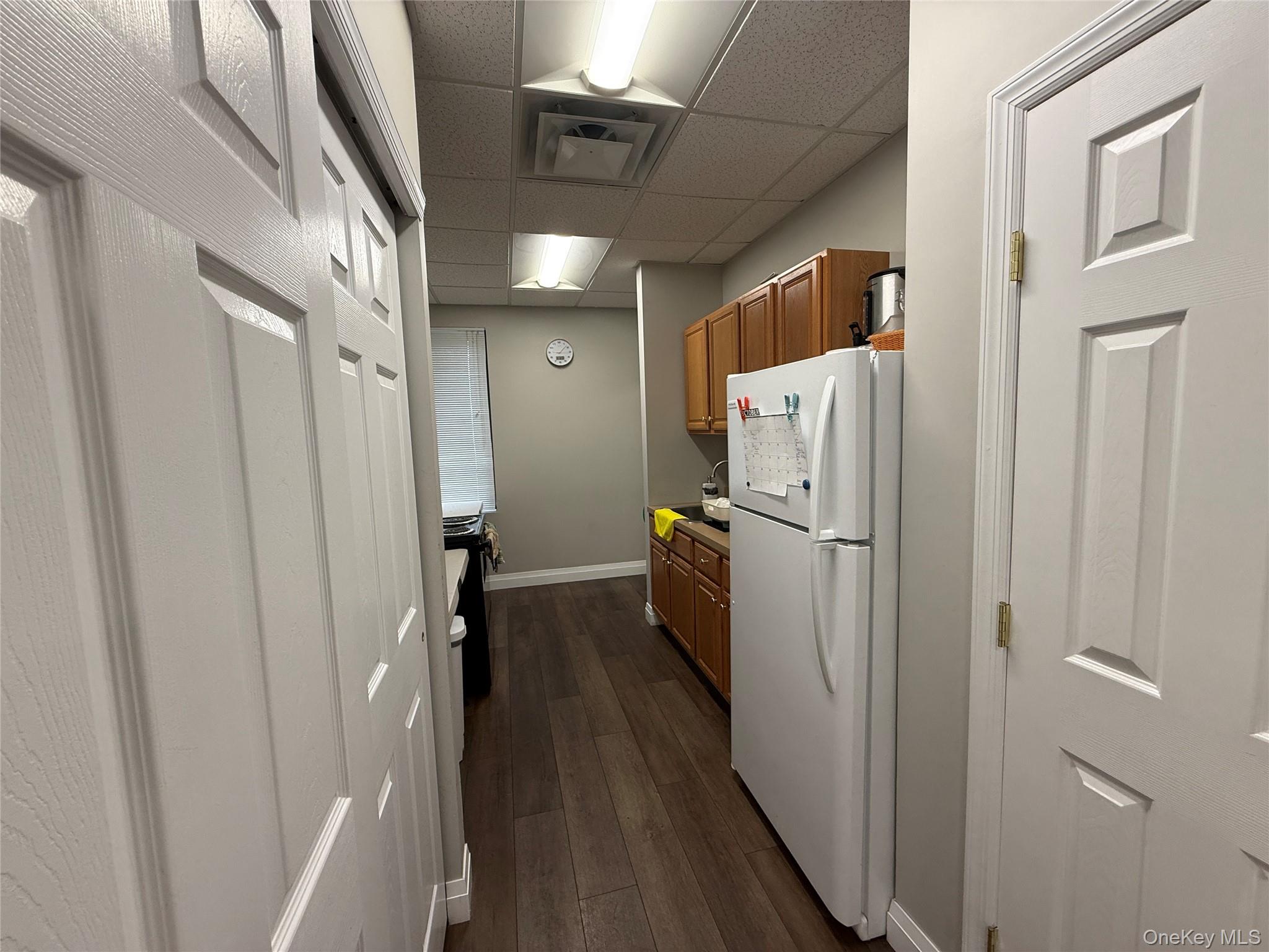 996 W Jericho Turnpike, Smithtown, NY 11787