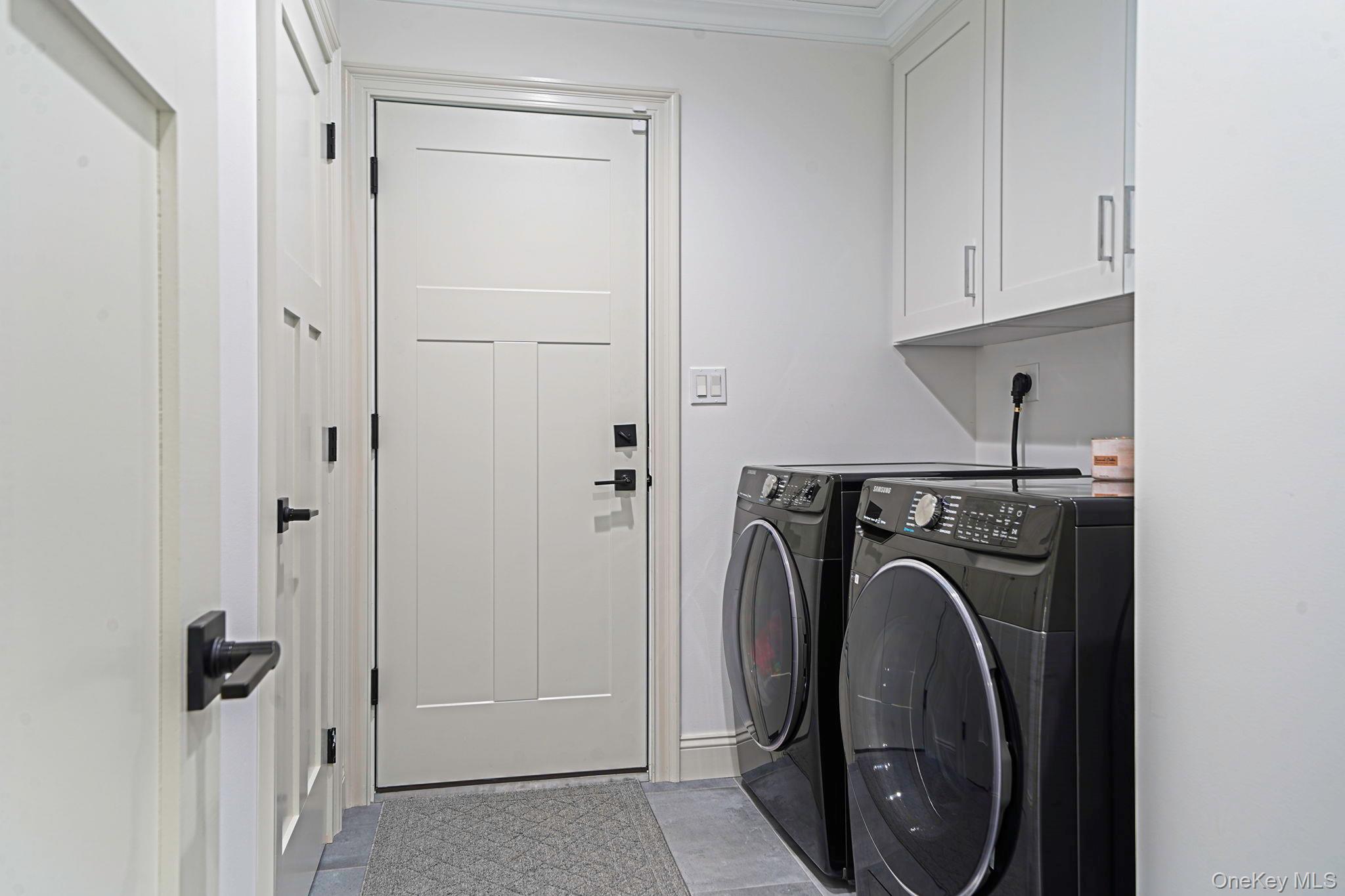 122 4th Street, Saint James, NY 11780