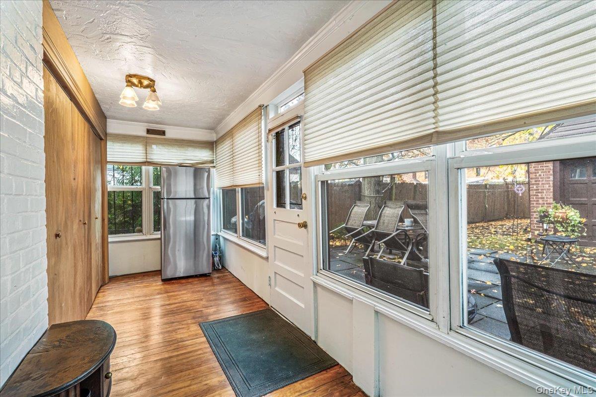 186-15 Grand Central Parkway, Jamaica Estates, NY 11432