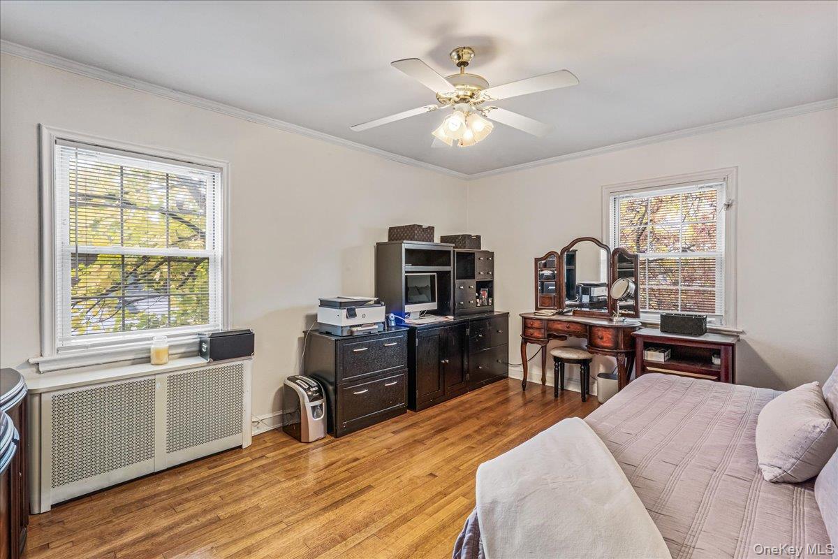 186-15 Grand Central Parkway, Jamaica Estates, NY 11432