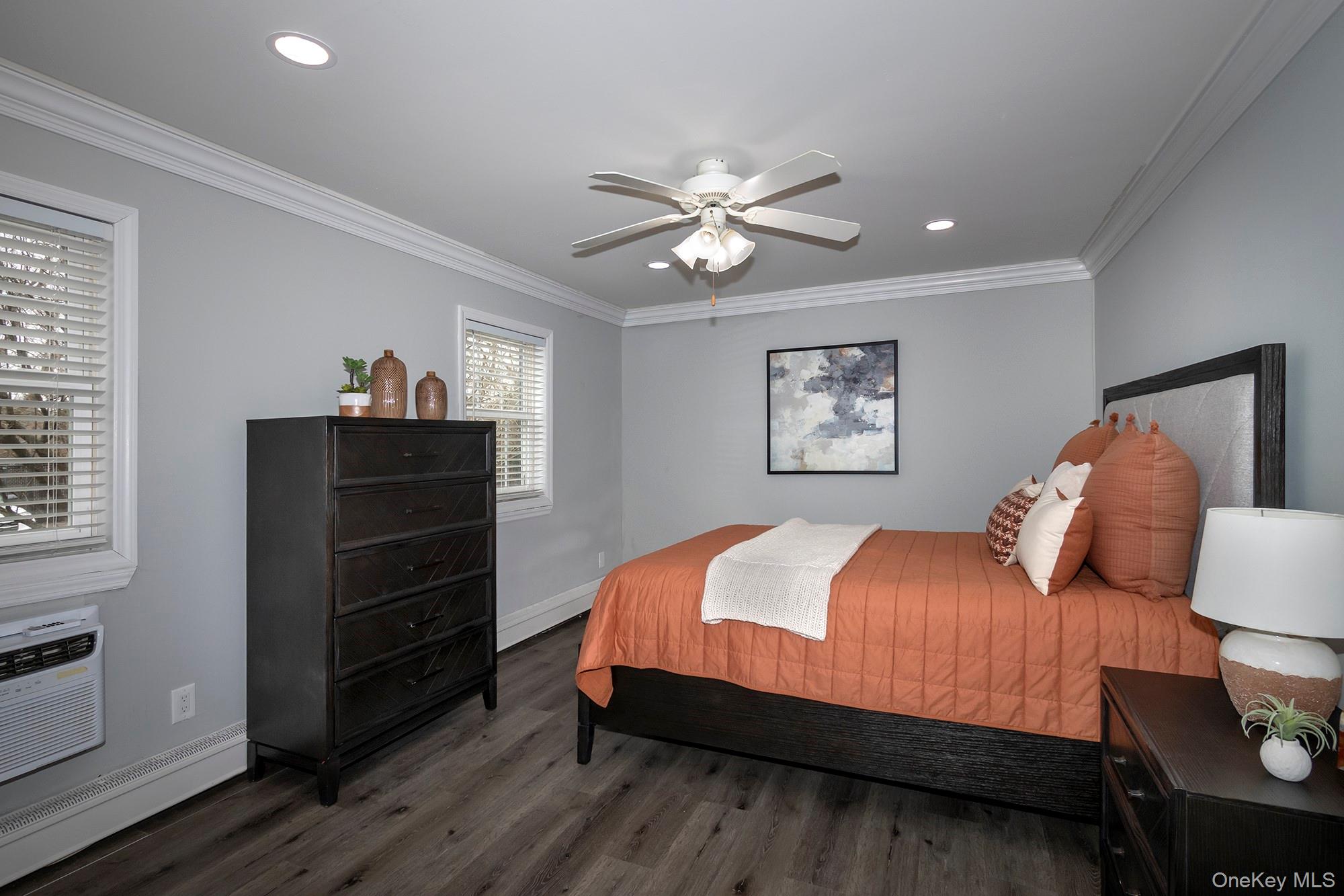 16 Garfield Avenue # 28-b, Sayville, NY 11782