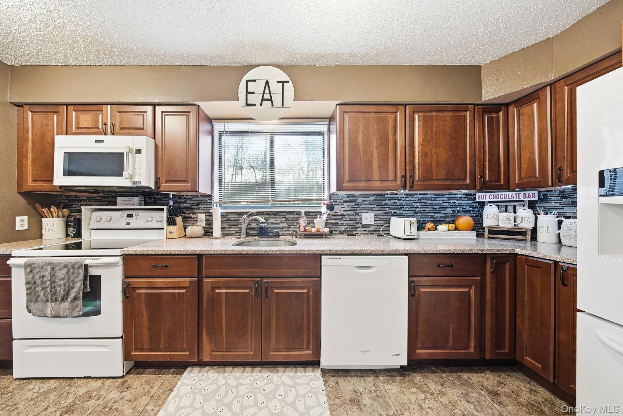 30 Edelweiss Drive, Woodridge, NY 12789