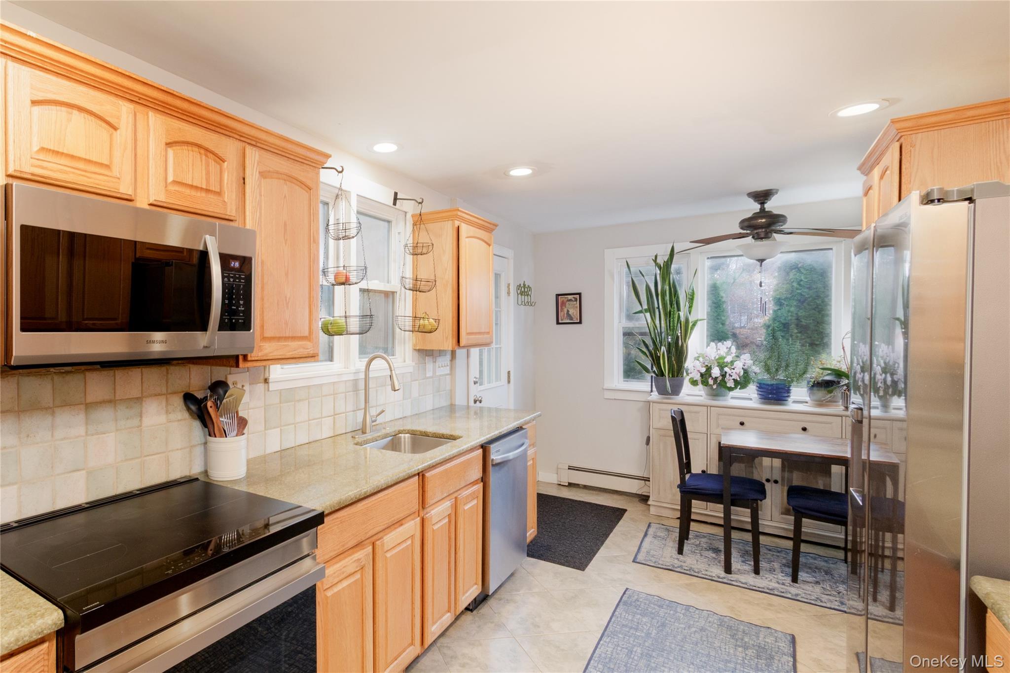 38 Manhasset Road, Sound Beach, NY 11789