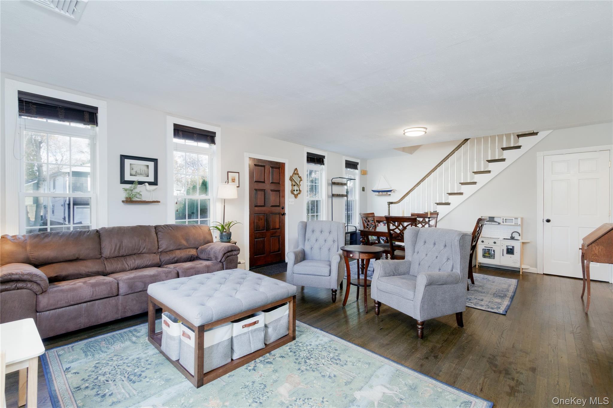 38 Manhasset Road, Sound Beach, NY 11789