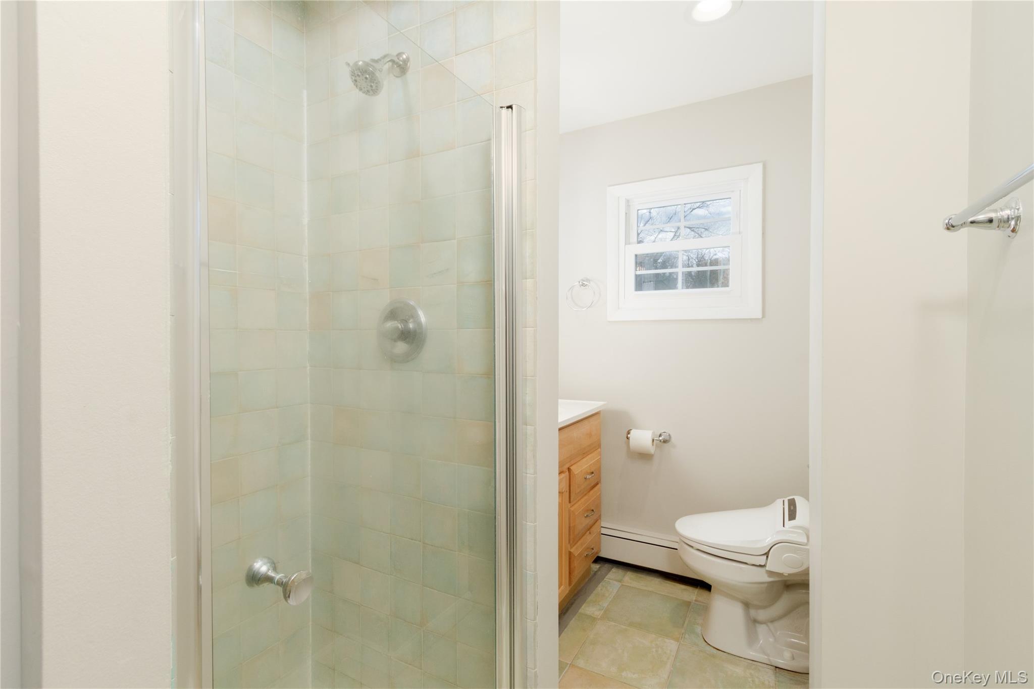 38 Manhasset Road, Sound Beach, NY 11789