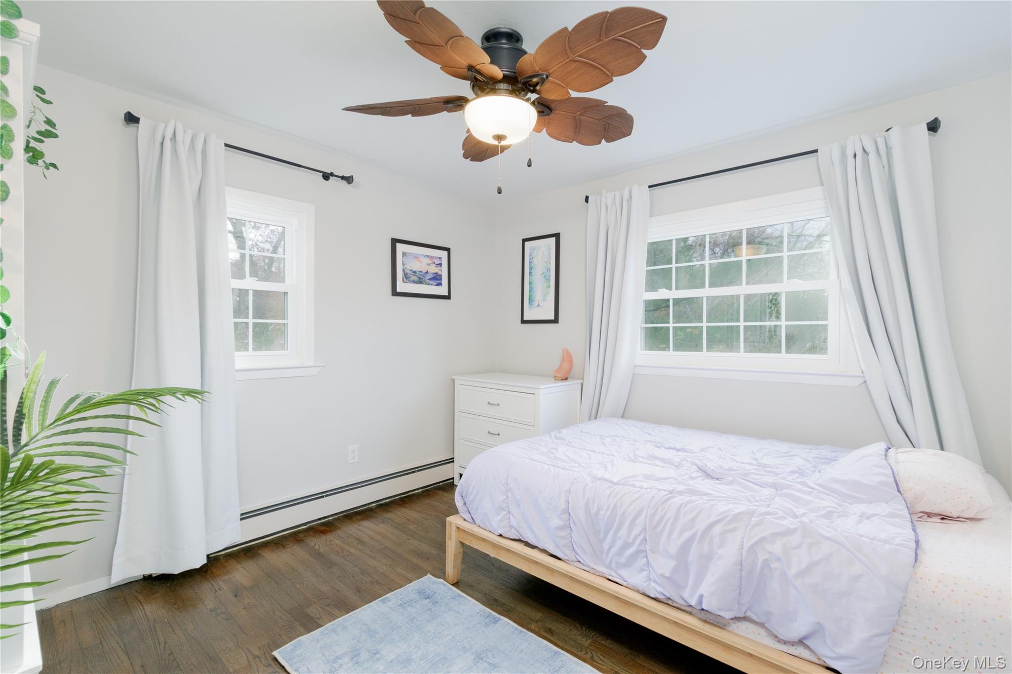 38 Manhasset Road, Sound Beach, NY 11789