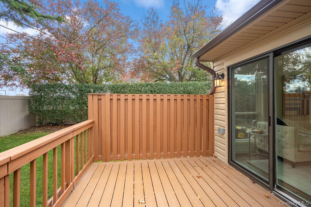 1 Stanford Court # 1, Wantagh, NY 11793