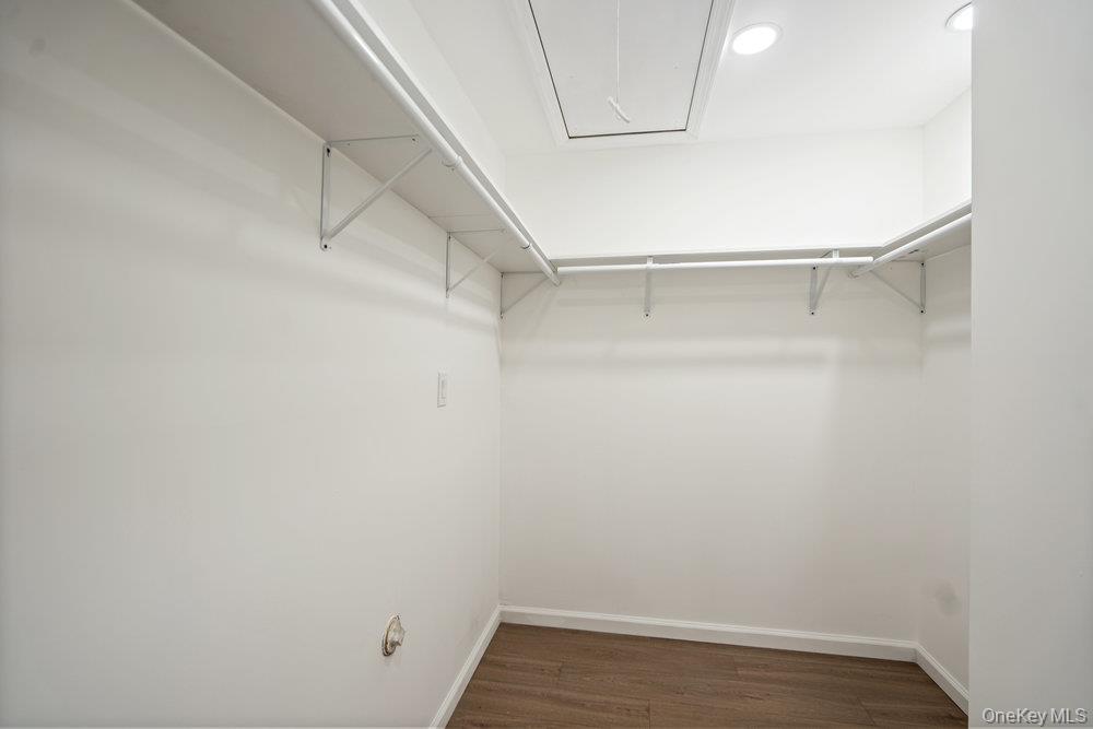 1 Stanford Court # 1, Wantagh, NY 11793