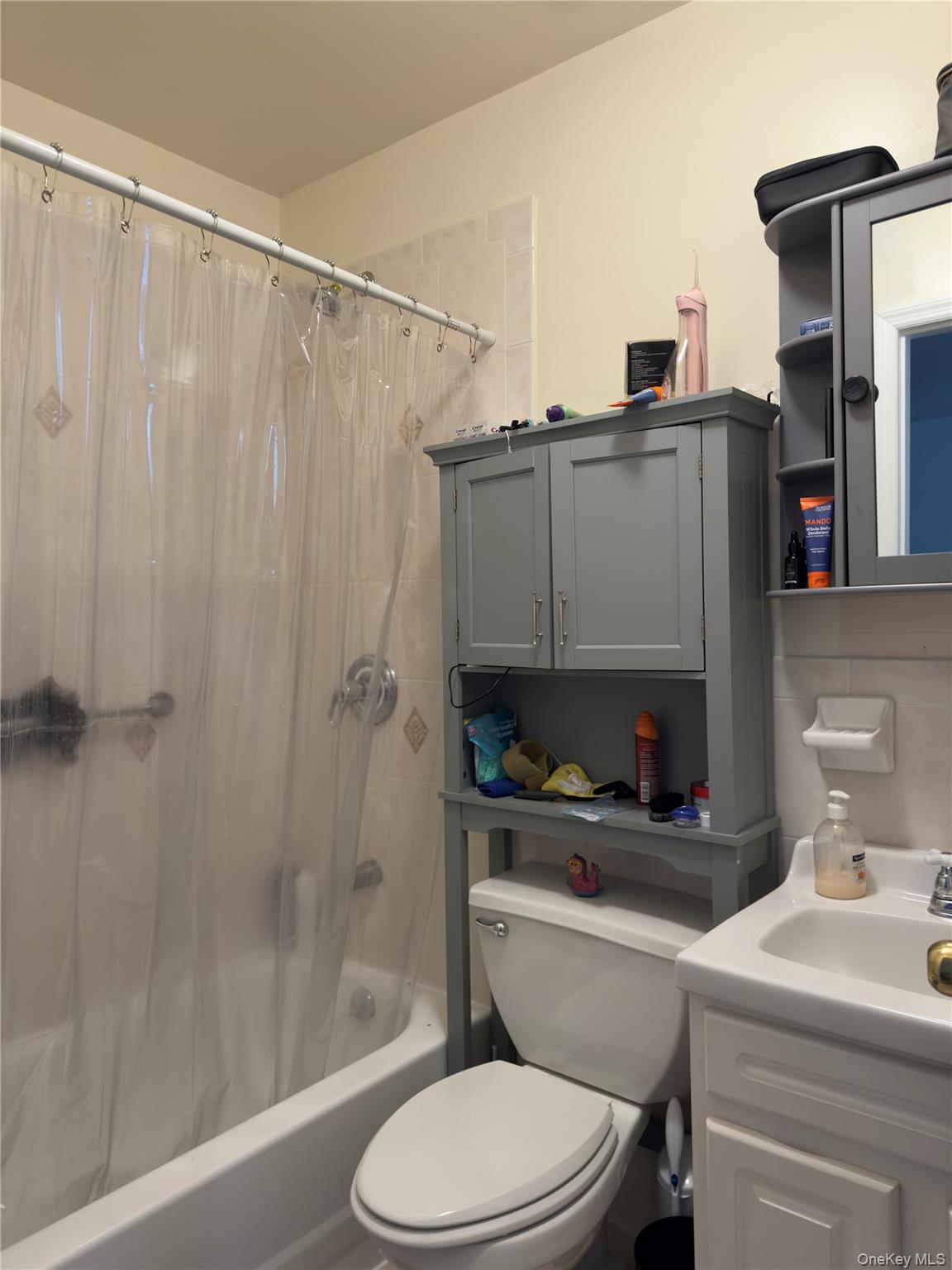 234A Hosmer Avenue, Bronx, NY 10465