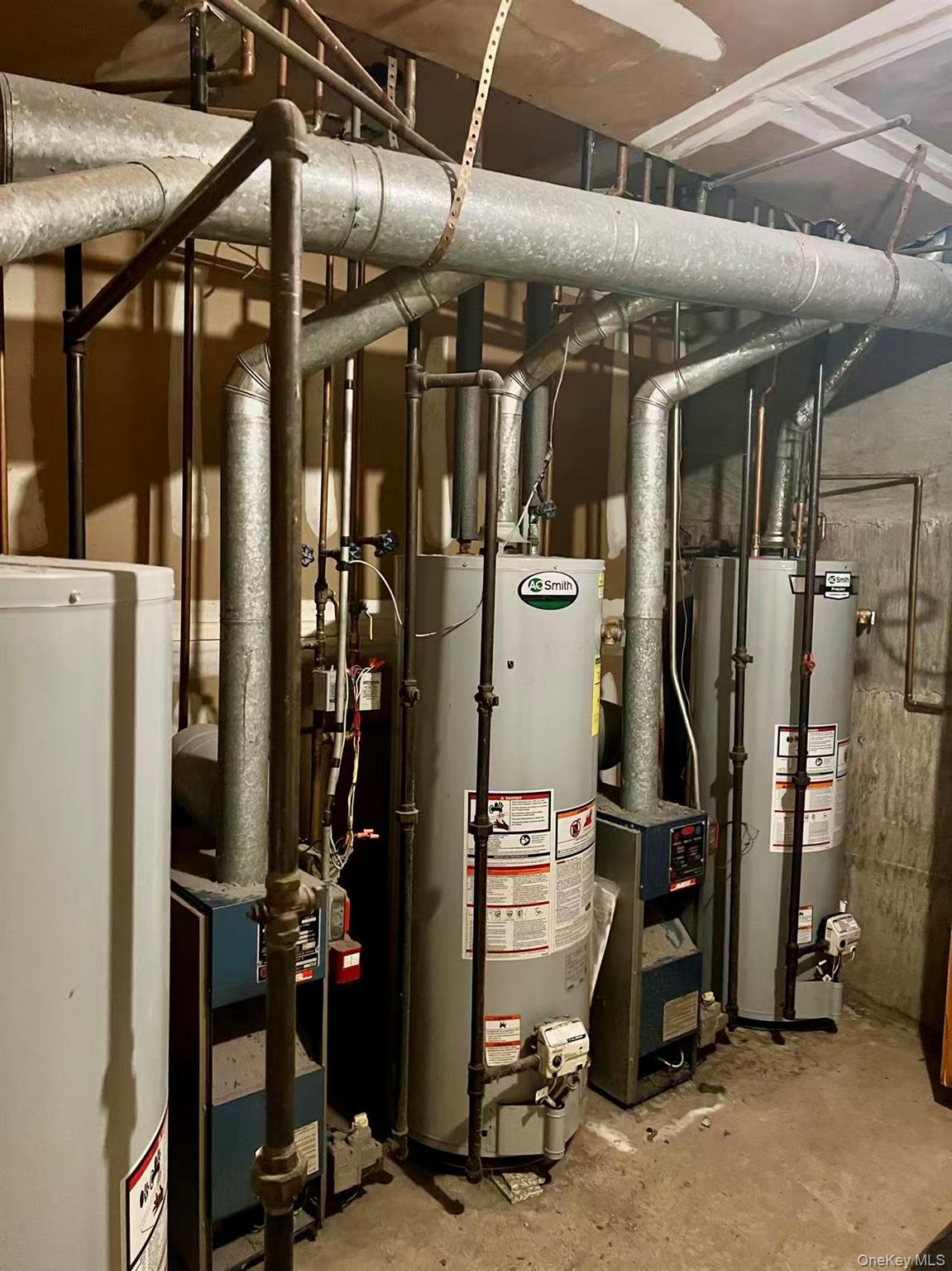 1009 166th Street, Beechhurst, NY 11357