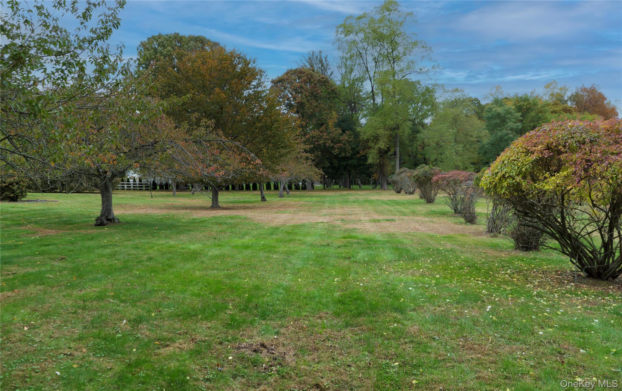 12 Briarwood Court, Head Of The Harbor, NY 11780