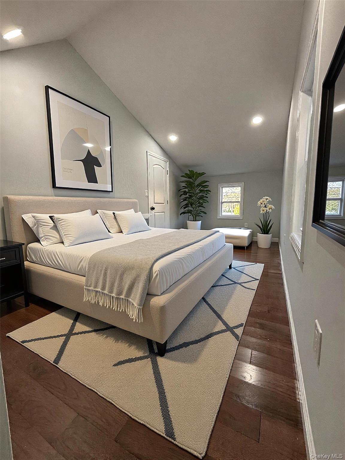 33 Broadway Street, Shirley, NY 11967