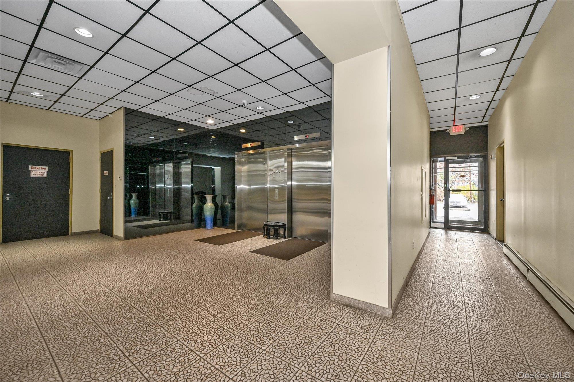 136-75 37th Avenue # PH B, Flushing, NY 11354