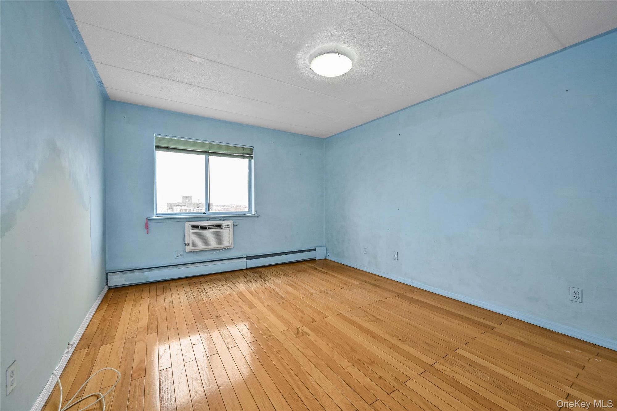 136-75 37th Avenue # PH B, Flushing, NY 11354