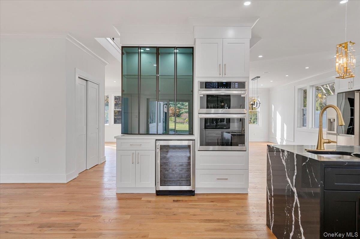 1130A Carlls Straight Path, Dix Hills, NY 11746