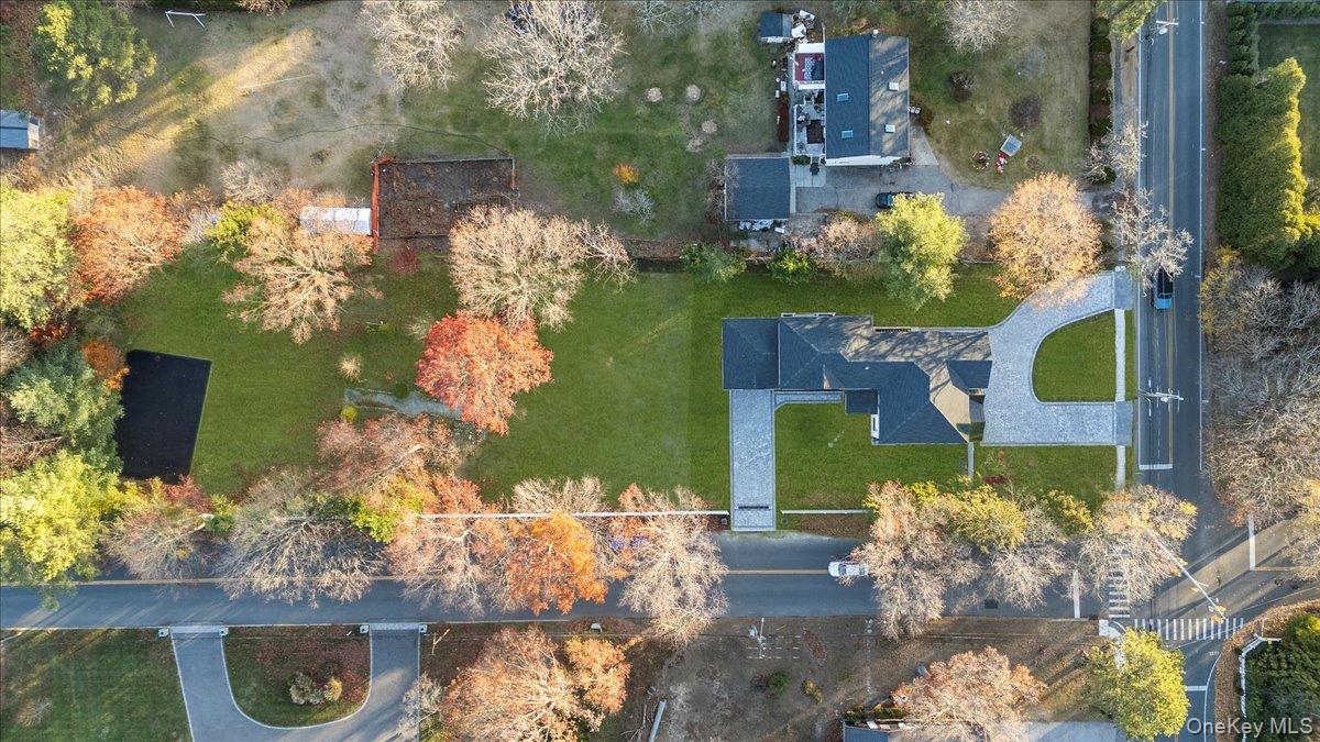 1130A Carlls Straight Path, Dix Hills, NY 11746