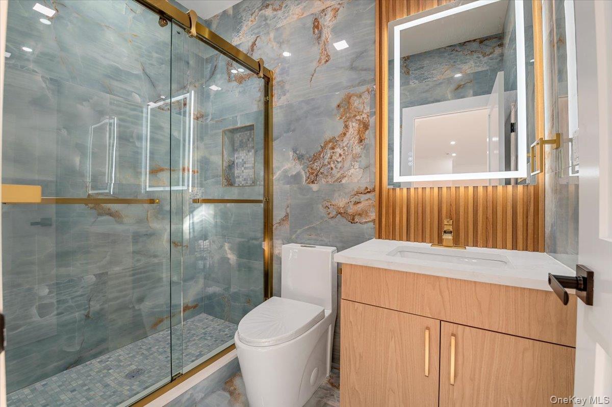 1130A Carlls Straight Path, Dix Hills, NY 11746