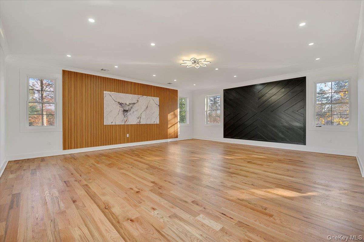 1130A Carlls Straight Path, Dix Hills, NY 11746