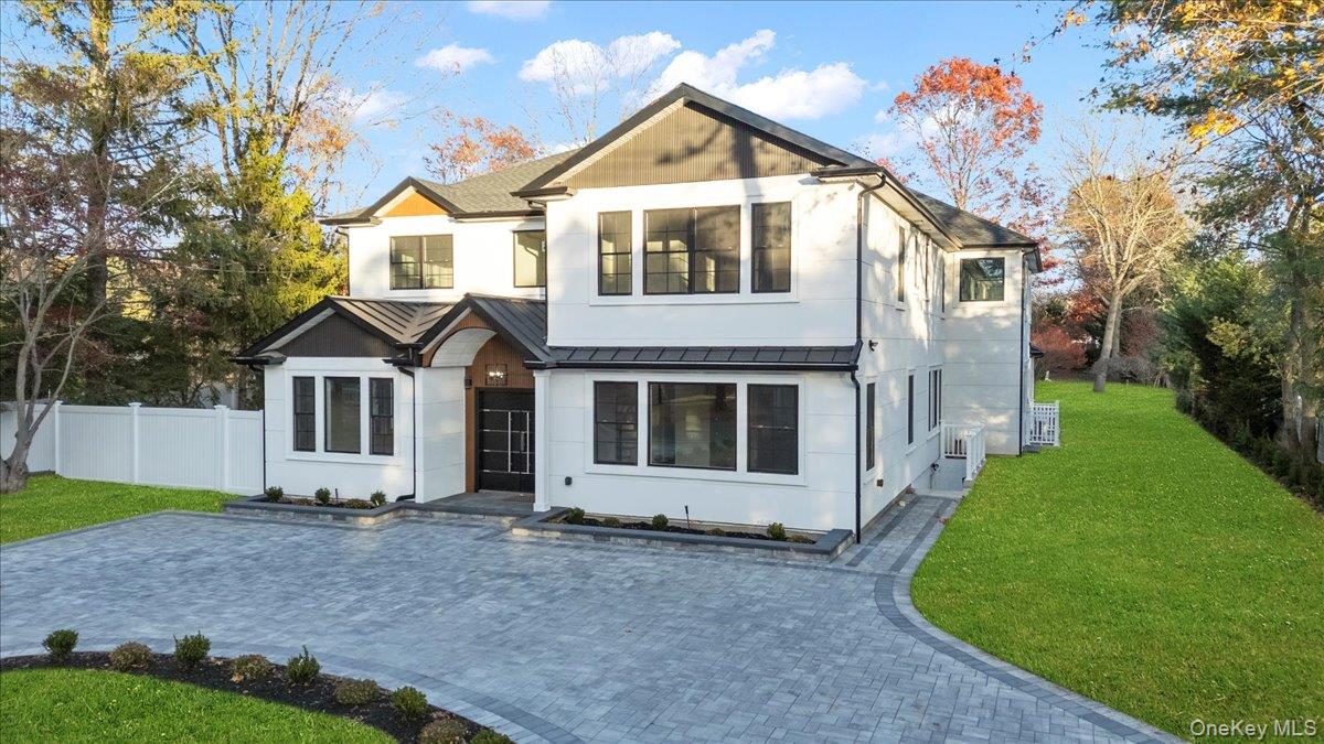 1130A Carlls Straight Path, Dix Hills, NY 11746