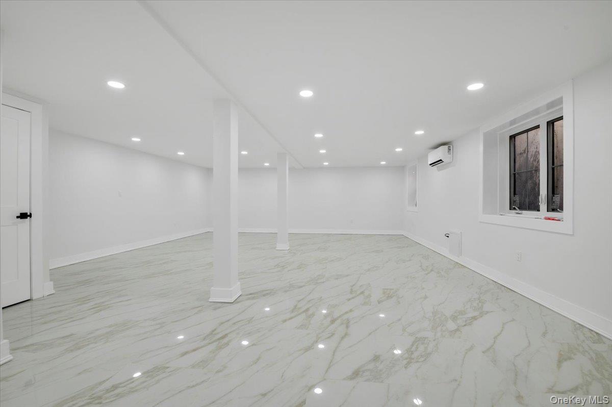 1130A Carlls Straight Path, Dix Hills, NY 11746