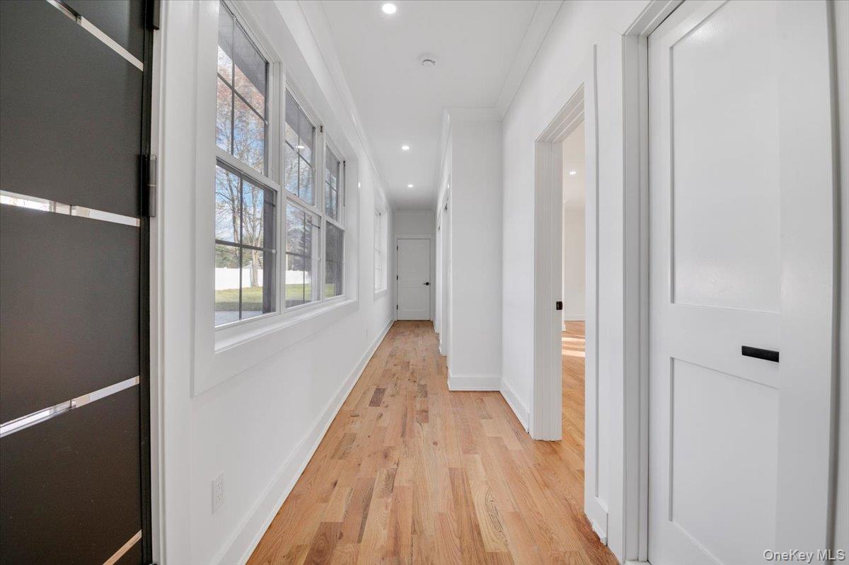 1130A Carlls Straight Path, Dix Hills, NY 11746