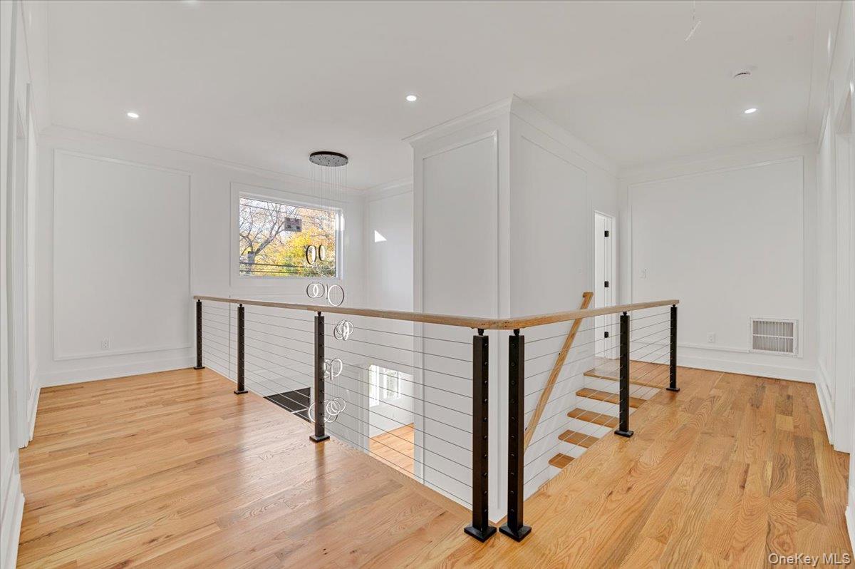 1130A Carlls Straight Path, Dix Hills, NY 11746