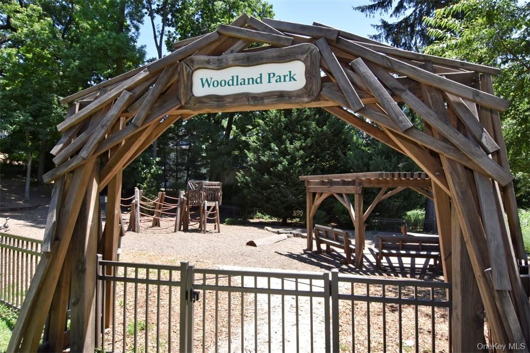 139 Fifth Avenue # 5c, Pelham, NY 10803