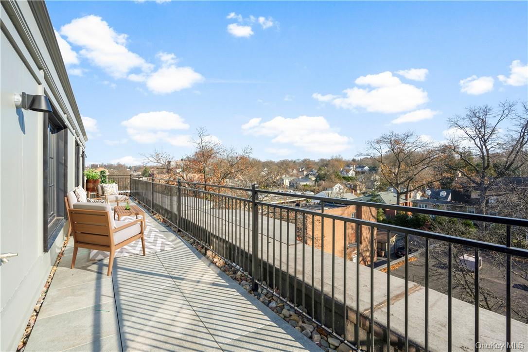 139 Fifth Avenue # 5c, Pelham, NY 10803