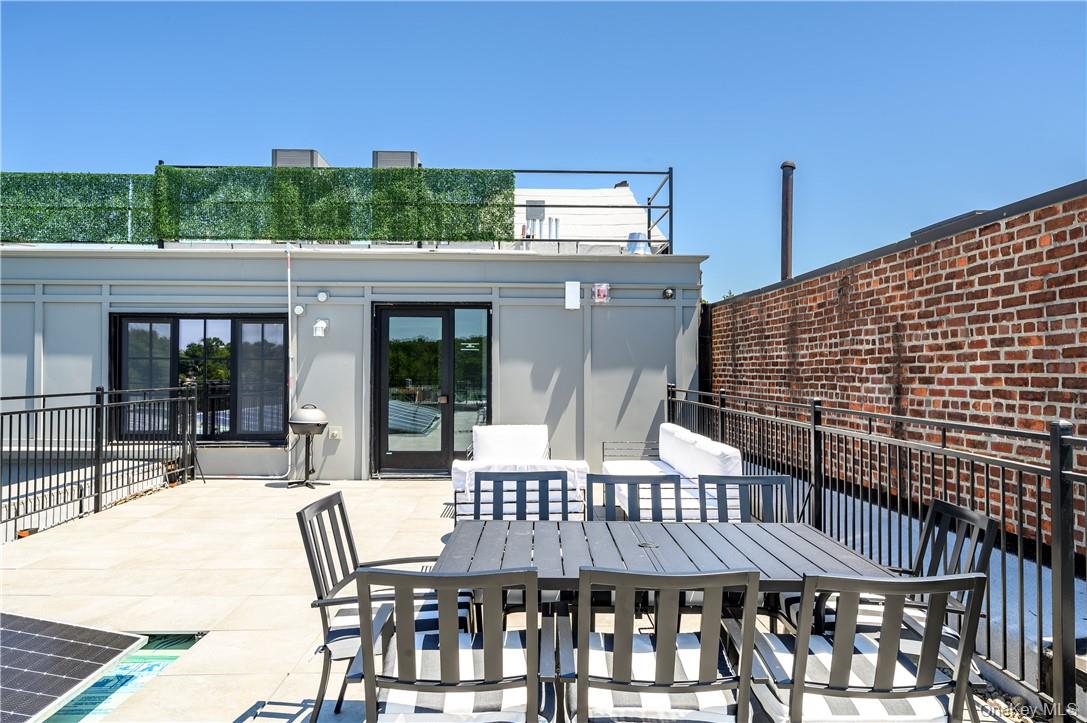 139 Fifth Avenue # 5c, Pelham, NY 10803