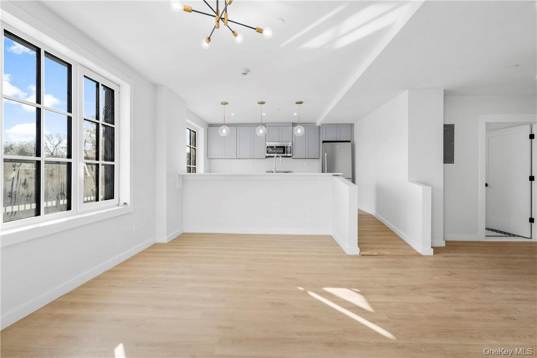 139 Fifth Avenue # 5c, Pelham, NY 10803