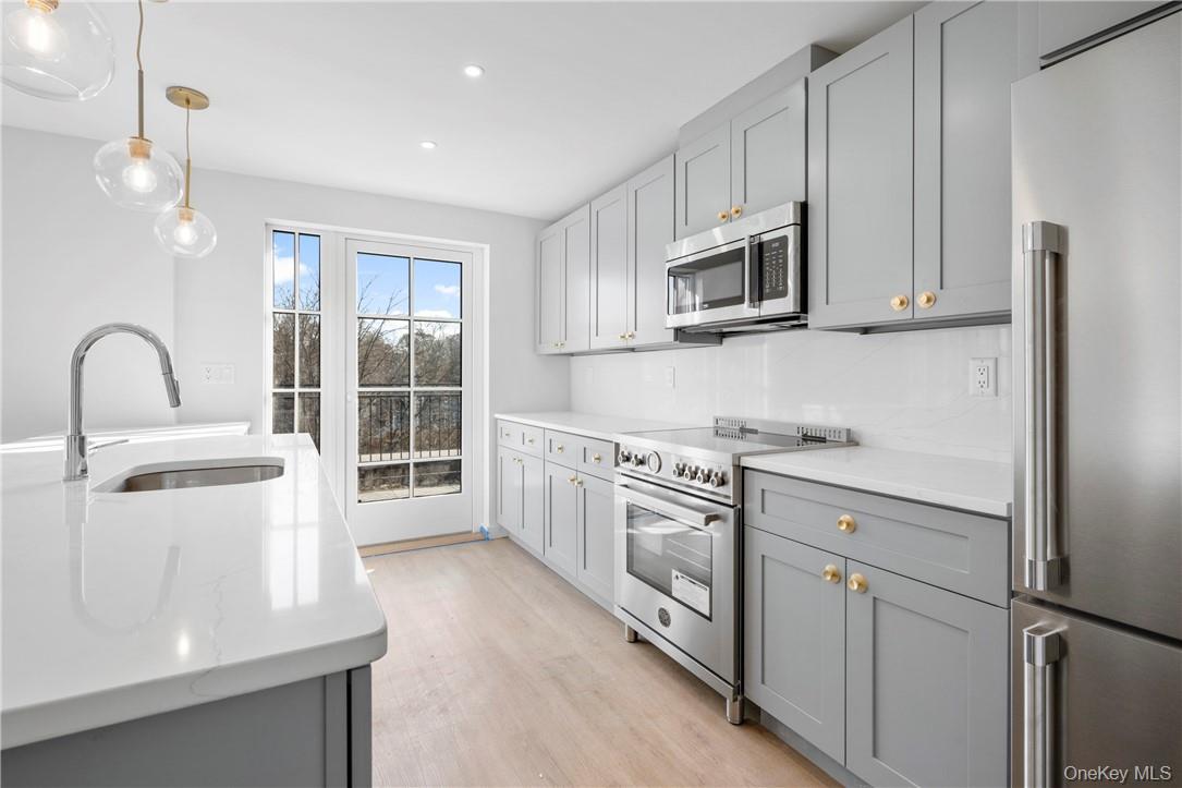 139 Fifth Avenue # 5c, Pelham, NY 10803