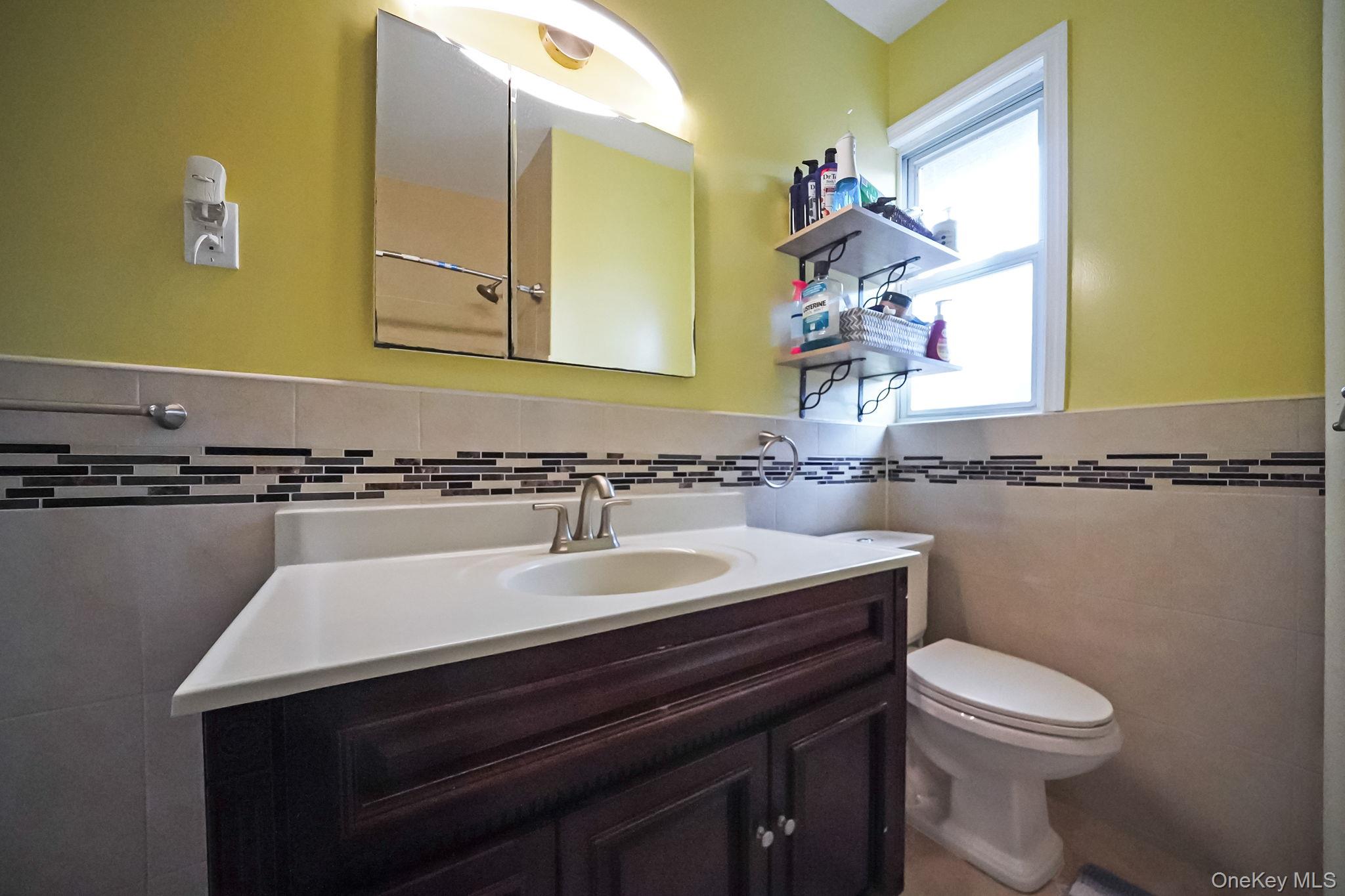 18832 114th Drive, Saint Albans, NY 11412