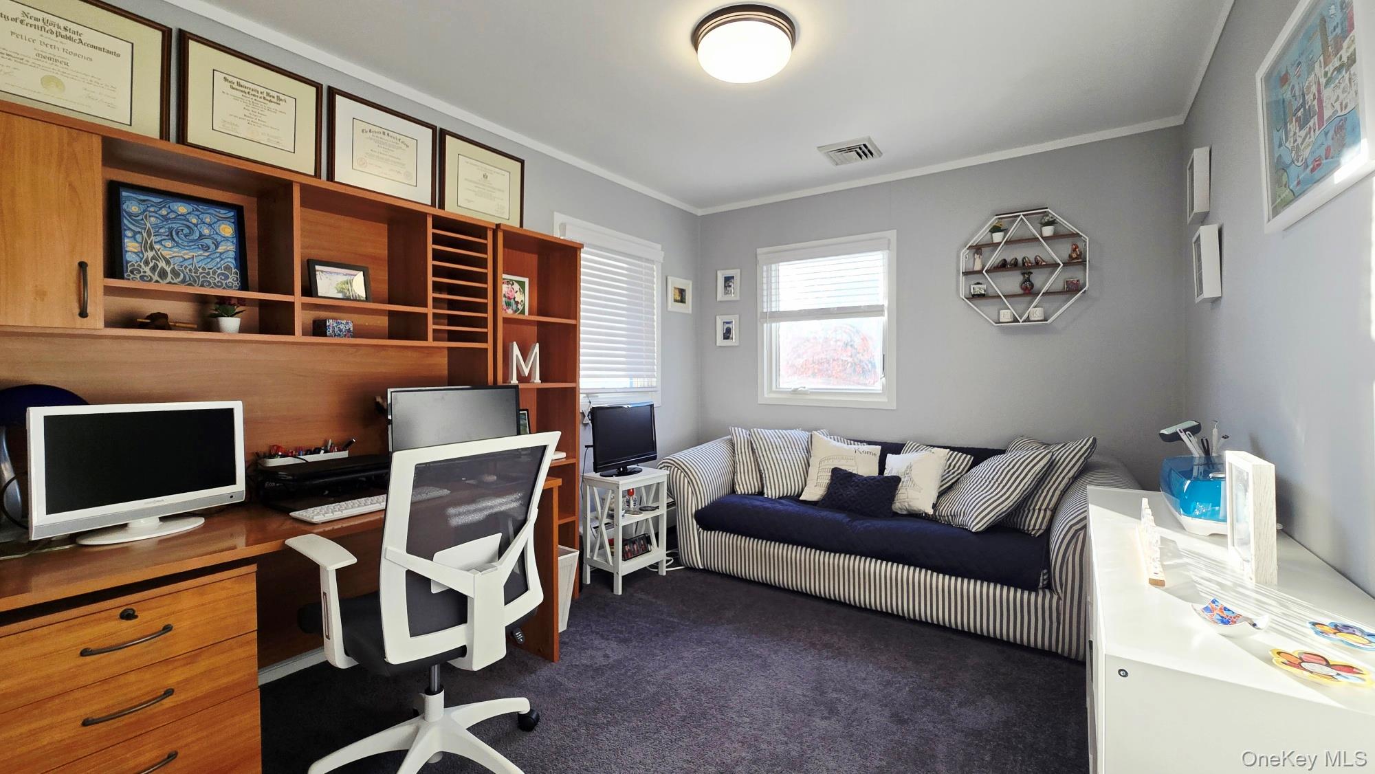 34 Melanie Lane, Syosset, NY 11791