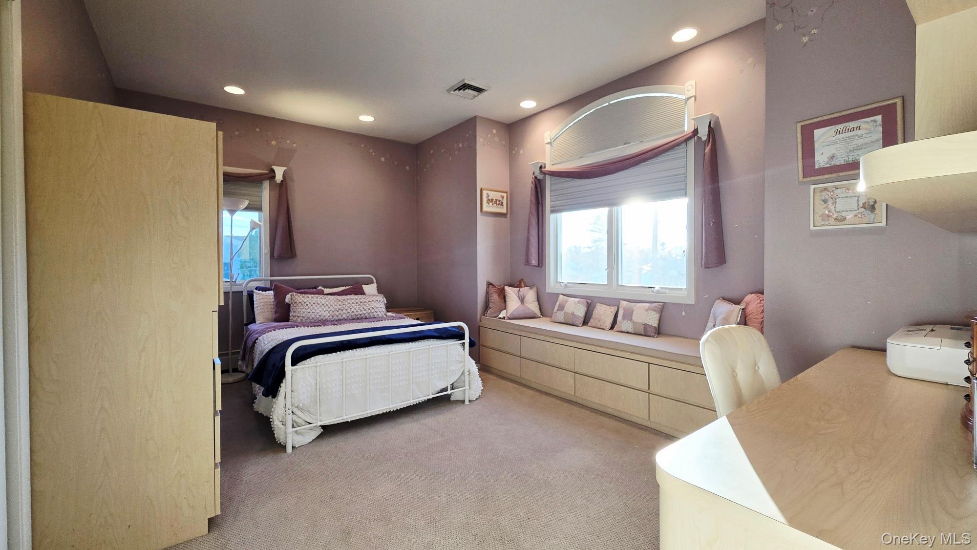 34 Melanie Lane, Syosset, NY 11791