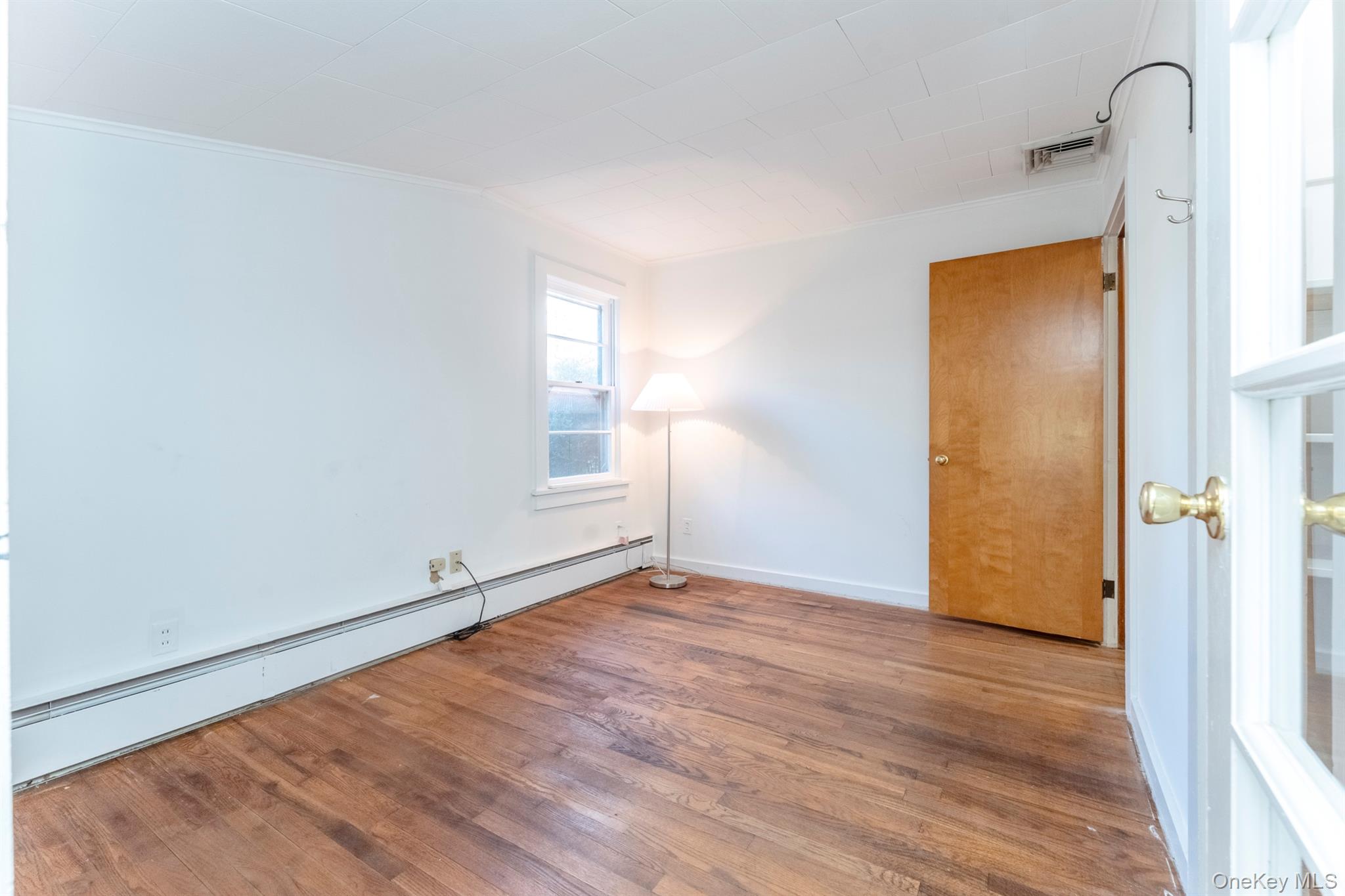 77 Pine Street, West Hurley, NY 12491