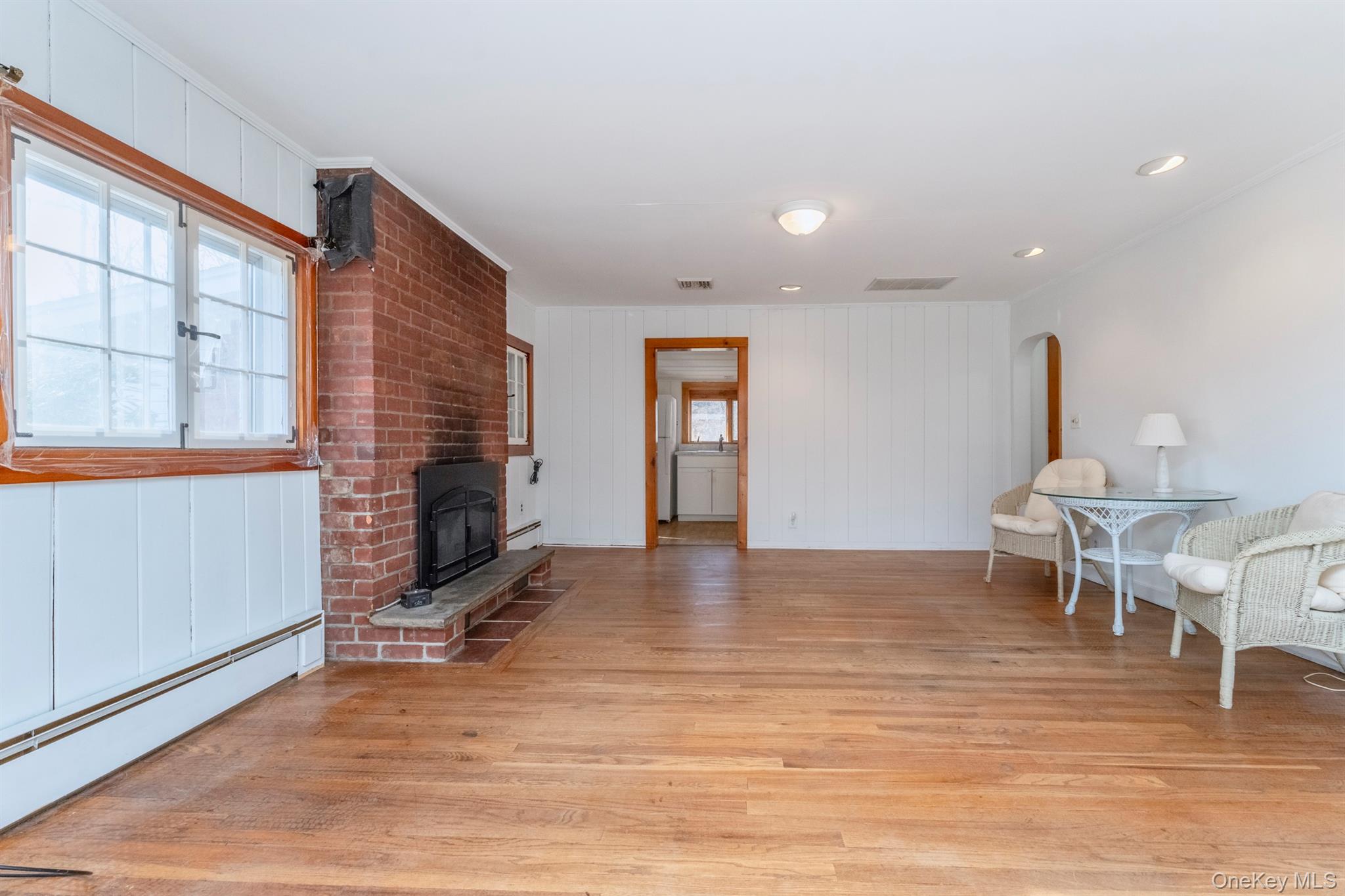 77 Pine Street, West Hurley, NY 12491