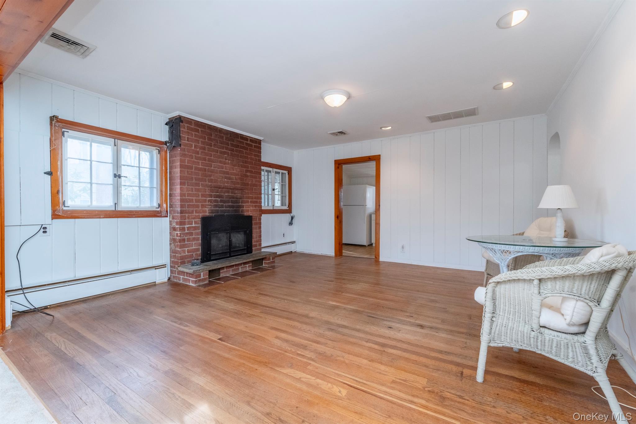 77 Pine Street, West Hurley, NY 12491