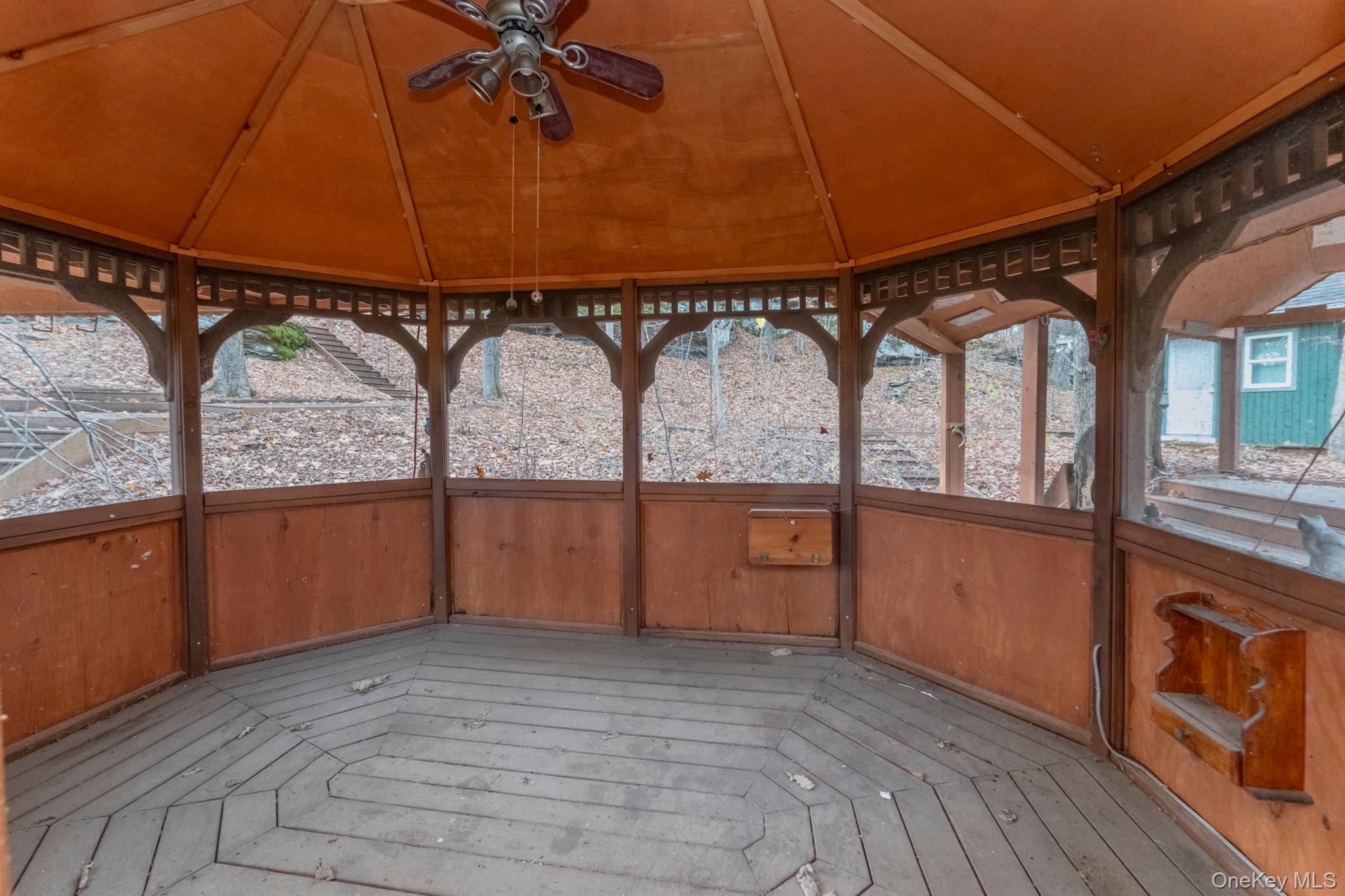 77 Pine Street, West Hurley, NY 12491