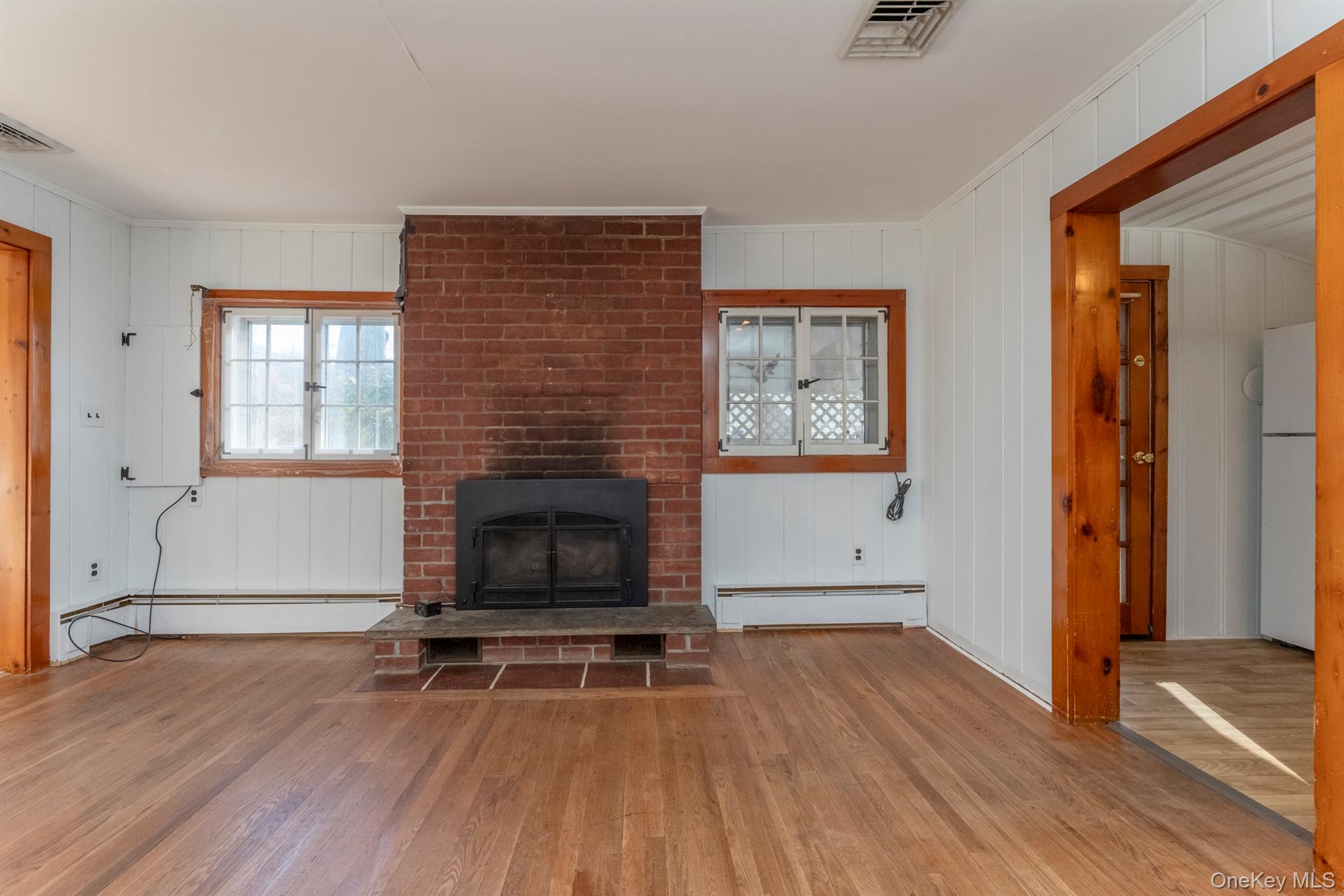 77 Pine Street, West Hurley, NY 12491