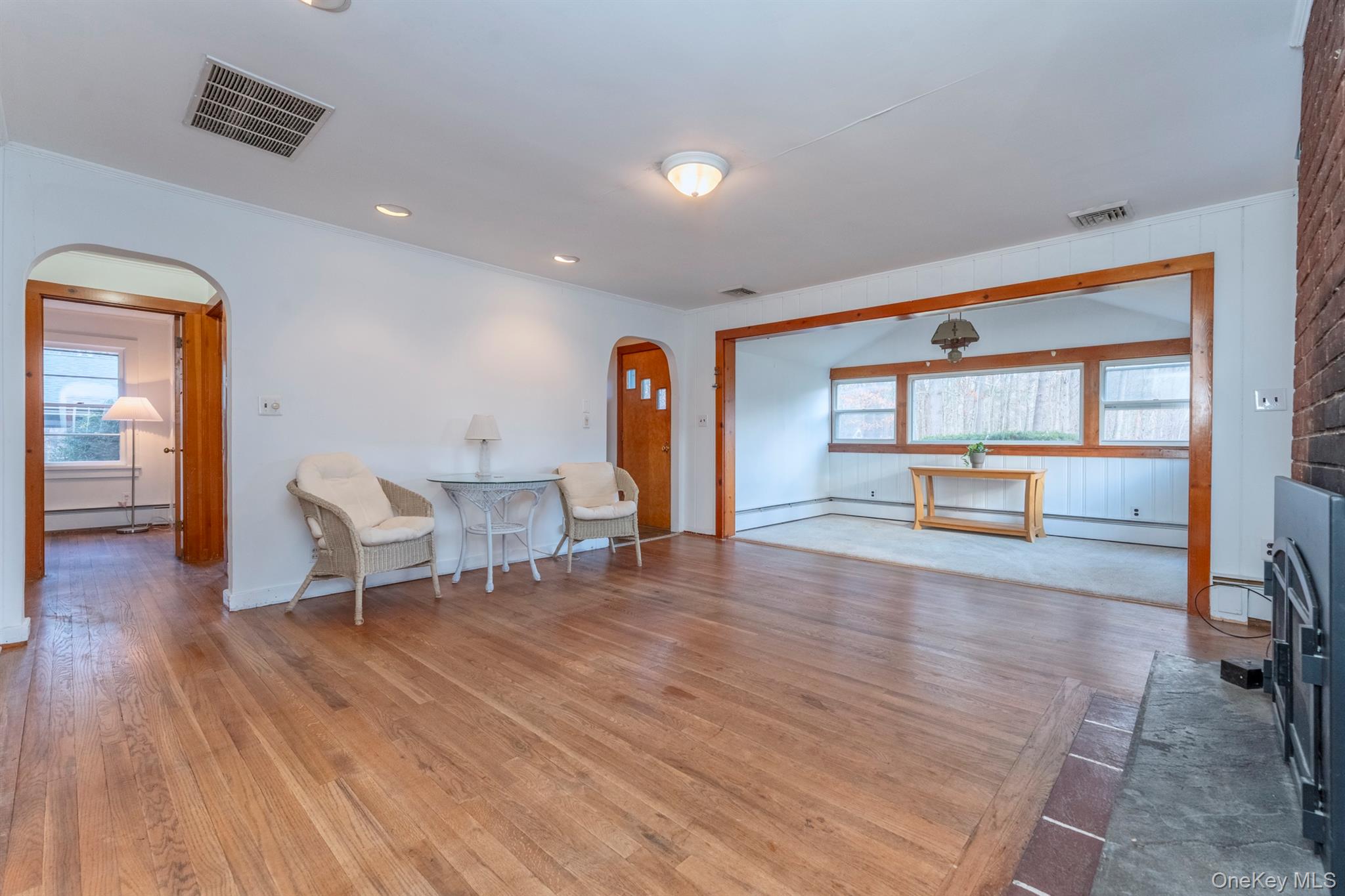 77 Pine Street, West Hurley, NY 12491