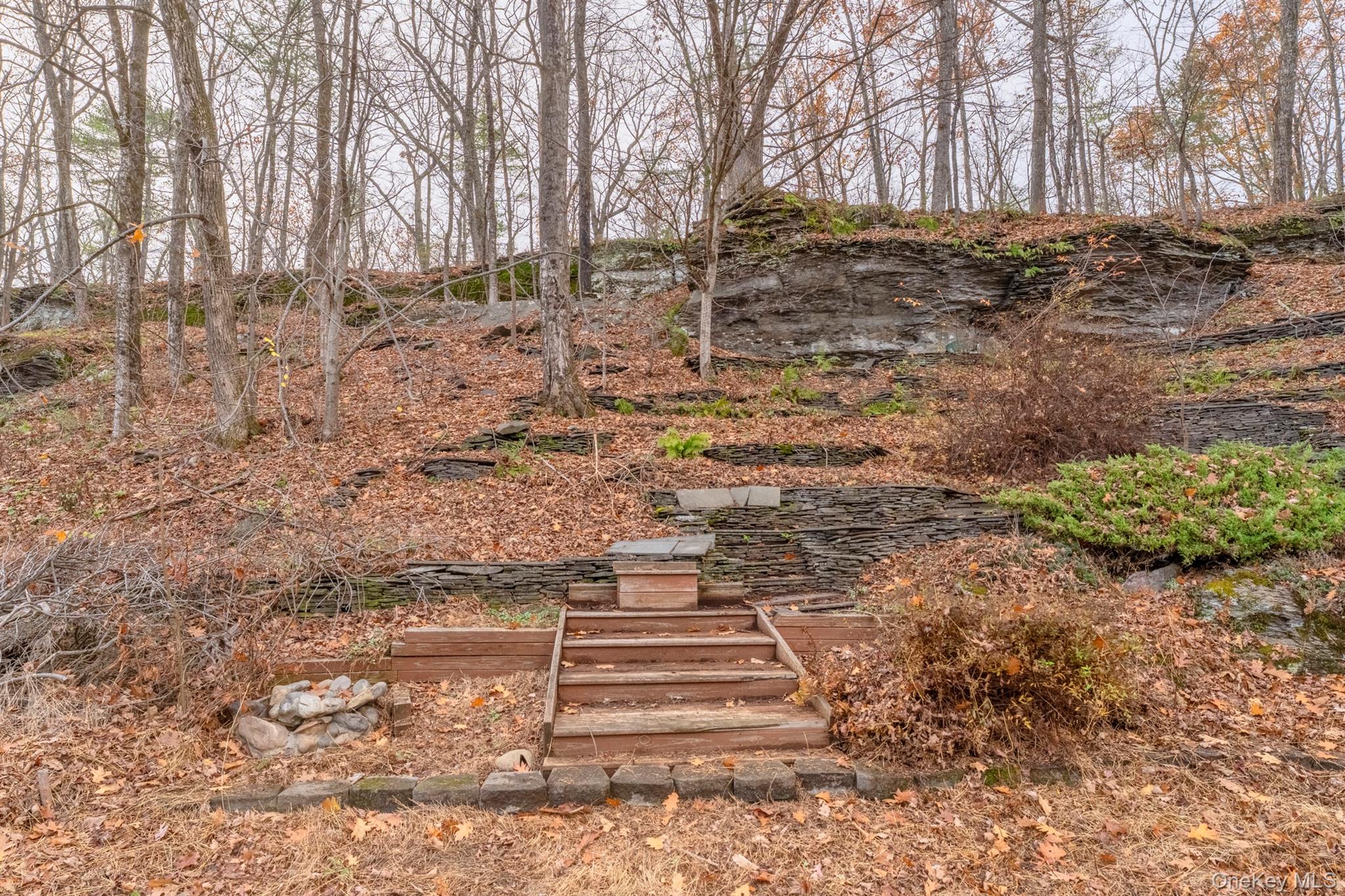 77 Pine Street, West Hurley, NY 12491