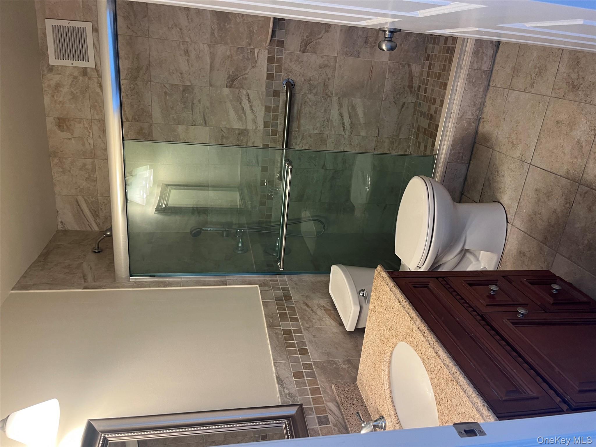 2 Bay Club Drive # 6D, Bayside, NY 11360