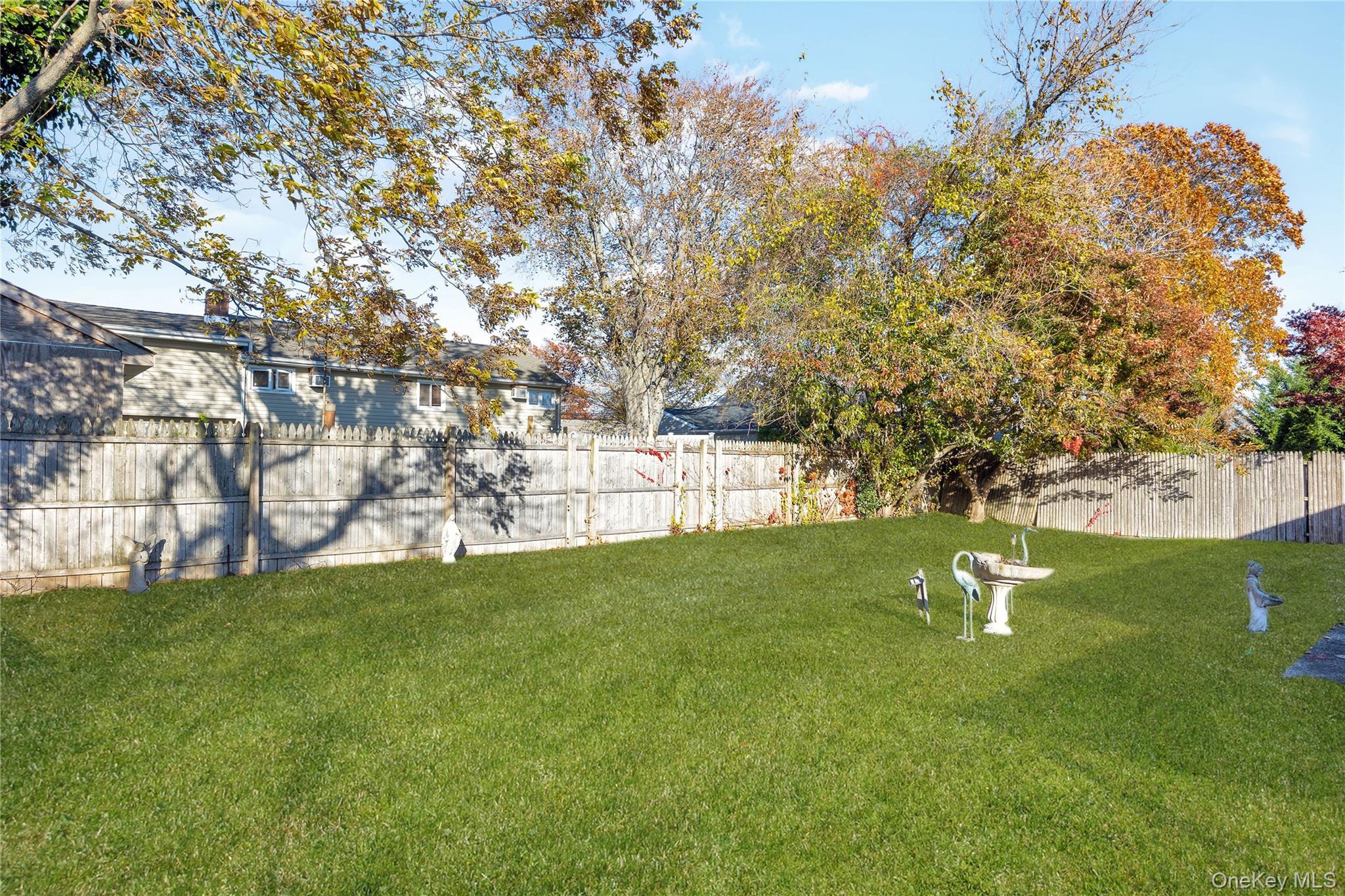 15 2nd Avenue, Farmingdale, NY 11735