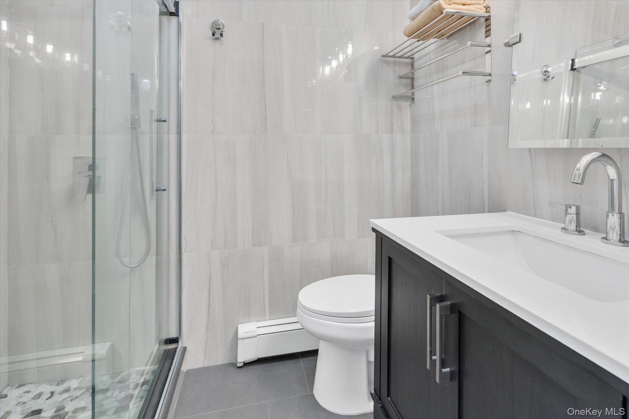 16 Piermont Court, Melville, NY 11747