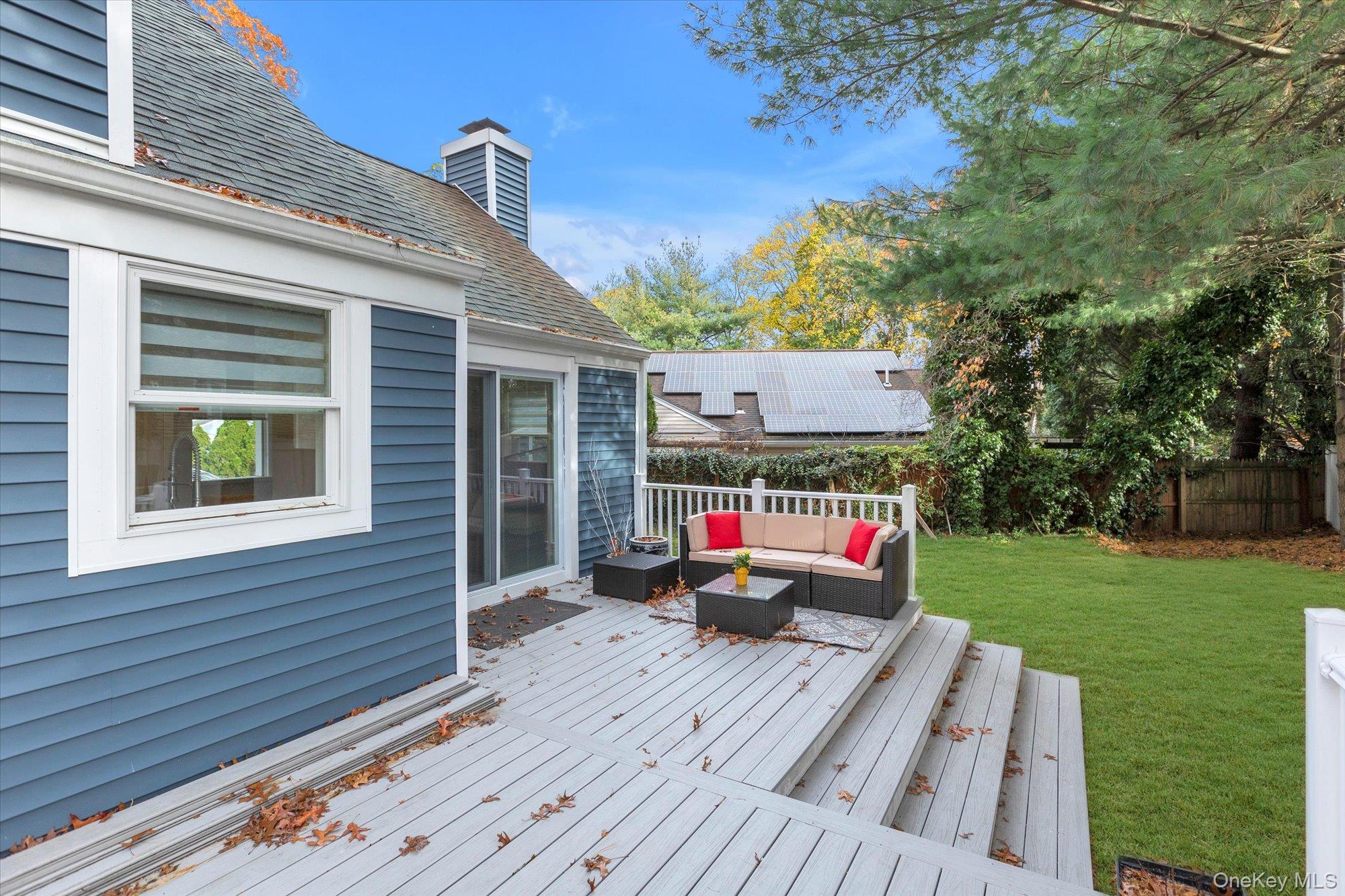 16 Piermont Court, Melville, NY 11747